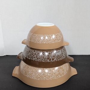 SOLD Pyrex Floral Woodland Cinderella Pattern Mixing Nesting Bowls